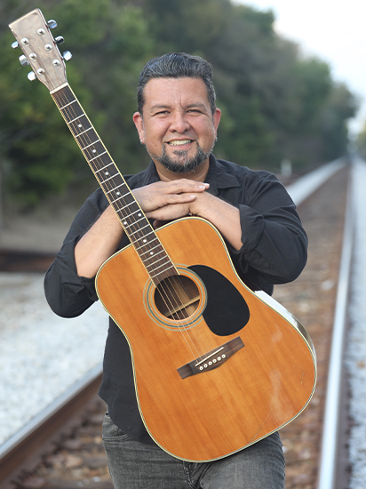 Alberto Marquez guitar ukulele bass teacher tampa carrollwood music school